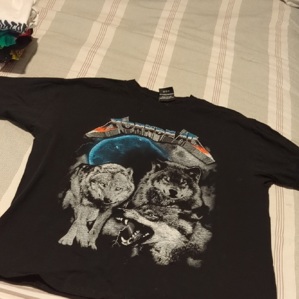 Born Dead Wolves Graphic T-shirt